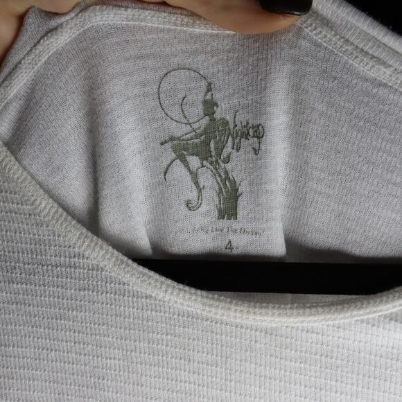 Nightcap Sheer White Ribbed Long Sleeve Top Size 4 Lightweight Tee - FLAWED - Picture 4 of 7